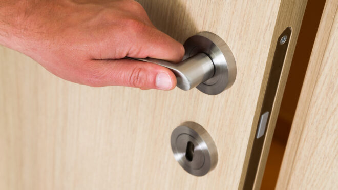 Jak dbać o zamek, by ograniczyć ryzyko zacięcia?