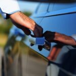 Czy można otworzyć awaryjnie samochód elektryczny?